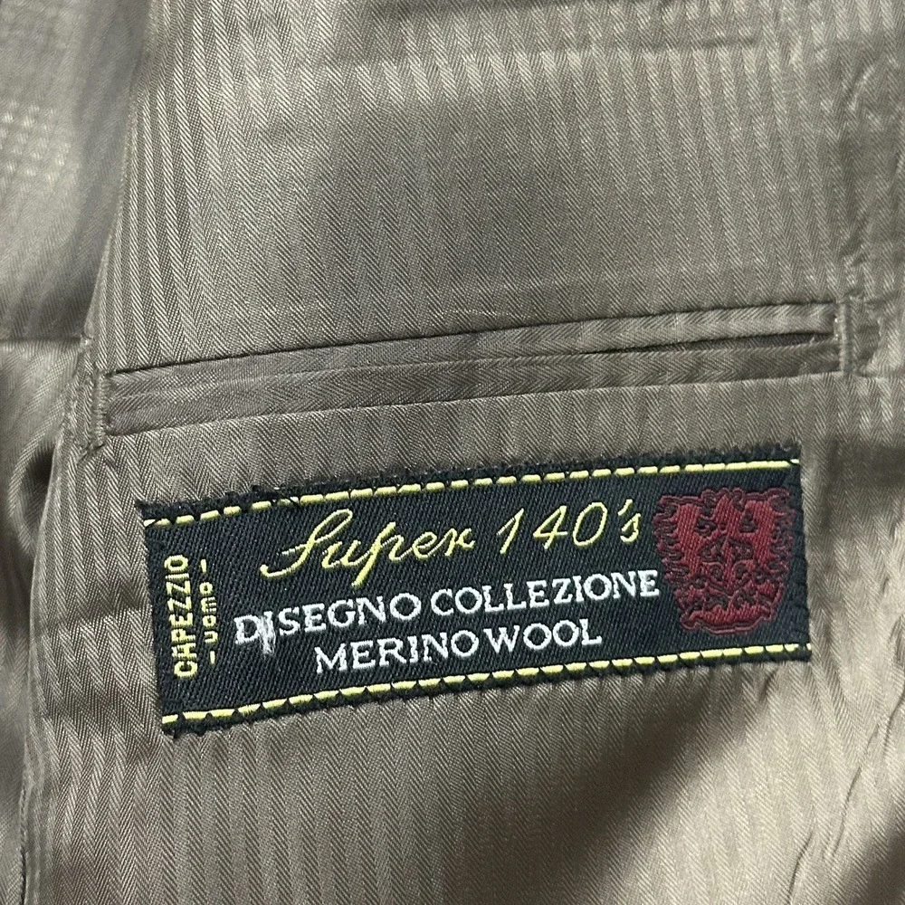 Capezzio Uomo Super 140s Merino Wool Men's Suit Jacket Coat 3-Button - Size 42L
